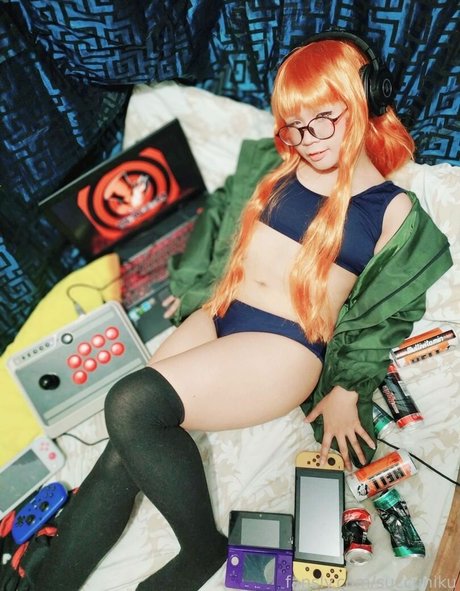 Succuniku akt pornostar bilder