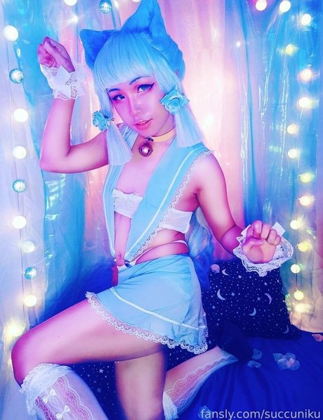 Succuniku hübsche pornographische bild