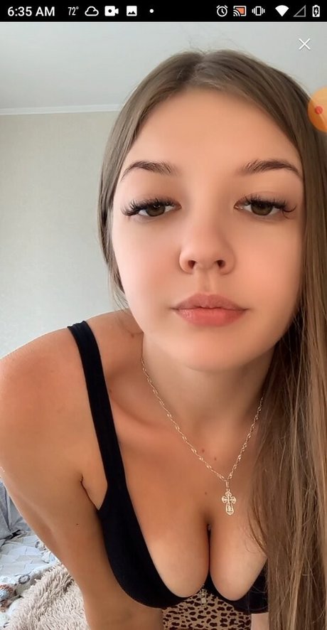 Dasha sim nacktheit heiße archiv