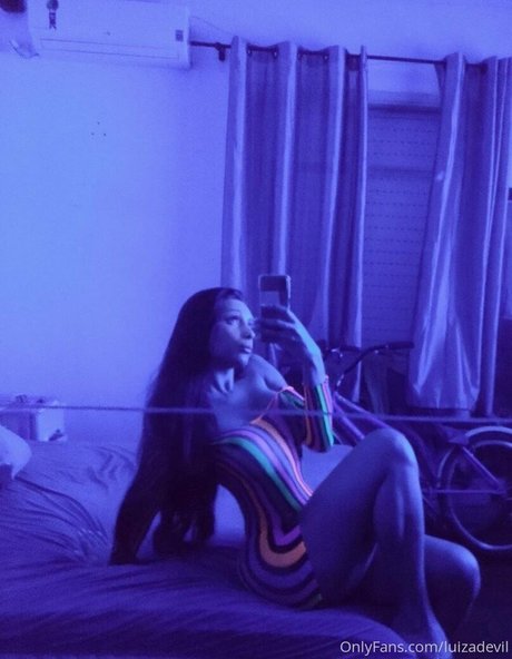 luizadevil xxx pornographische galerie