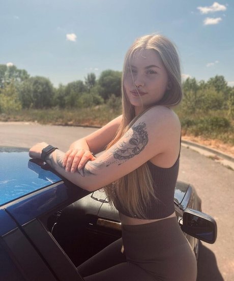 emaazing model hübsche archiv