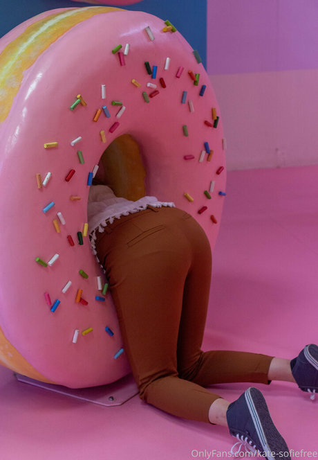 kate sofiefree schauspielerin perfekte foto