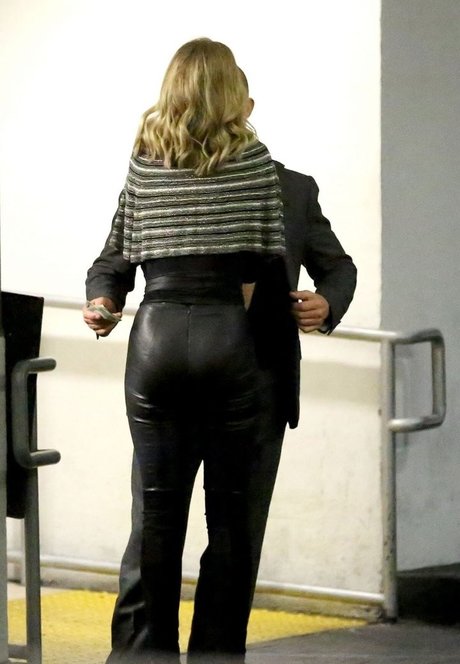 Rosie HW_ pornostar hd foto