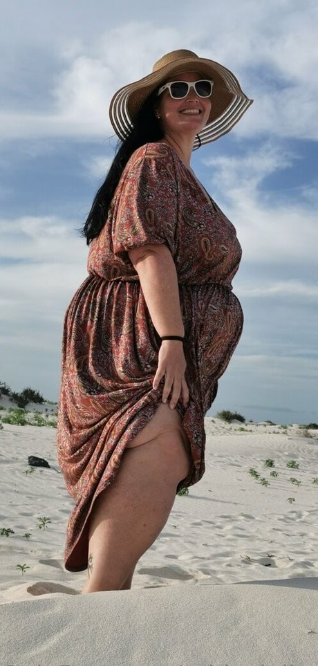 vollbusige rothaarige onlyfans hübsche sex bild