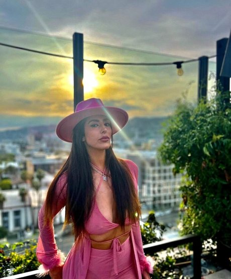 Noorish ur__perfection erotische akt bilder