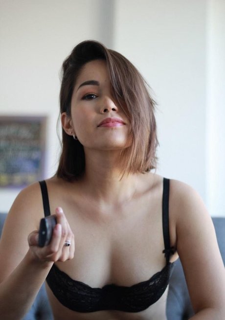 Yanin Campos schöne sexy bilder