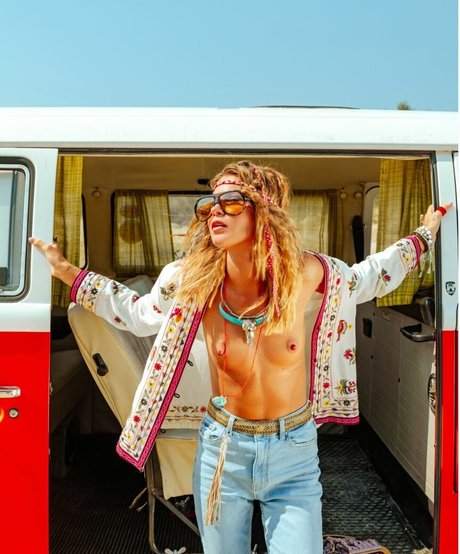 Daria Marinina perfekte akt galerie