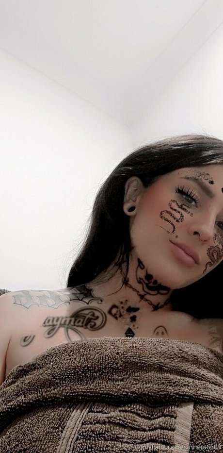 adelezora leefree exklusive akt bild