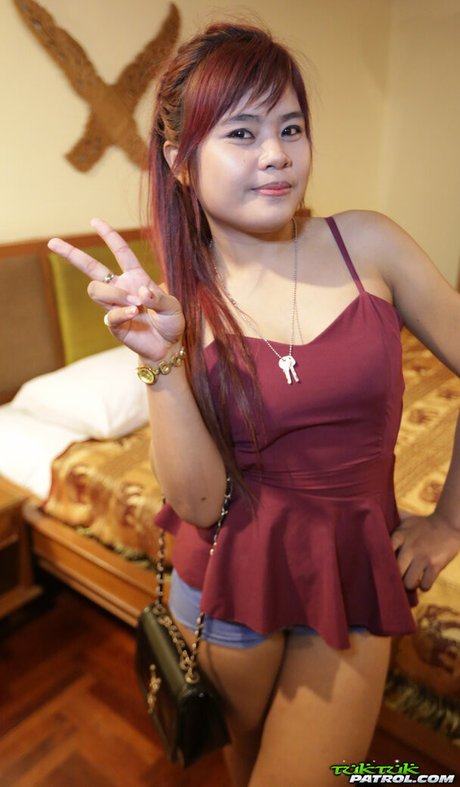 TukTuk Patrol hübsche sexy bild