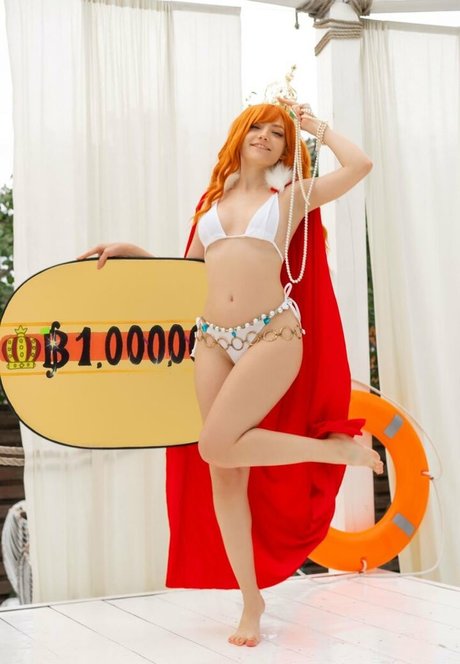 Carry Key nackte galerie