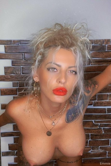 emmie six schauspielerin schöne foto