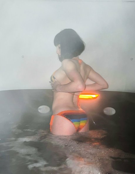 chloehodgson heiße nackt bild