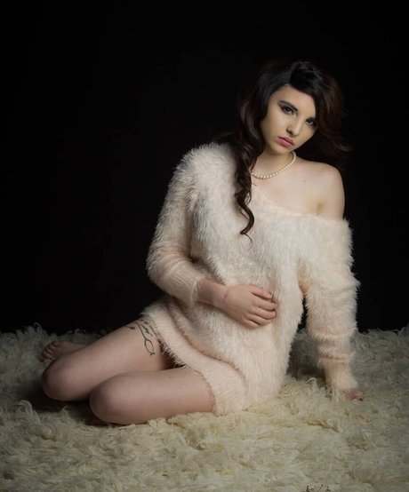 Chelsie Deville freie akt galerie