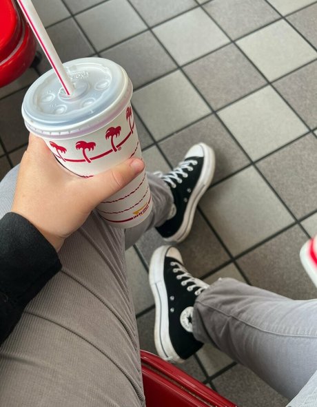 tabithatoesfree kunst erotische galerien