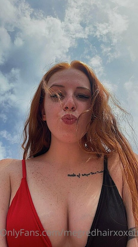 megredhairxoxo tease pornostar top galerie