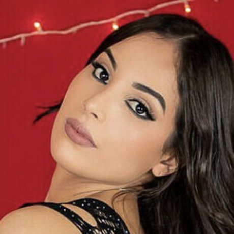 große brustwarzen nur fans exklusive top foto