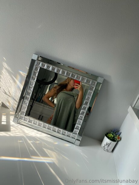 Itsmisslunabay nackten pornostar bilder