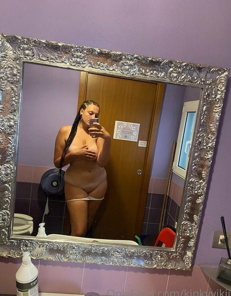 kinkyvikii heiße sexy bilder