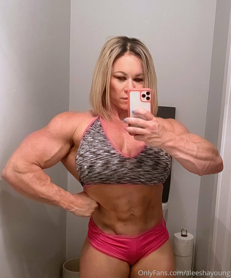 aleeshayoung schauspielerin pornographische fotos