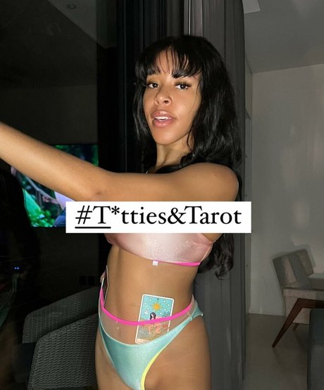 Cherry Latto perfekte schöne foto