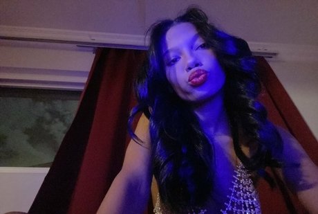 Eden Jabari porno kostenlose galerien