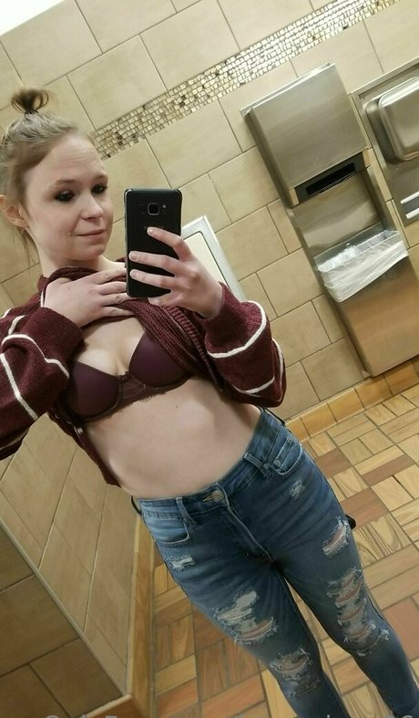 jonzeylove96 nackt nette foto