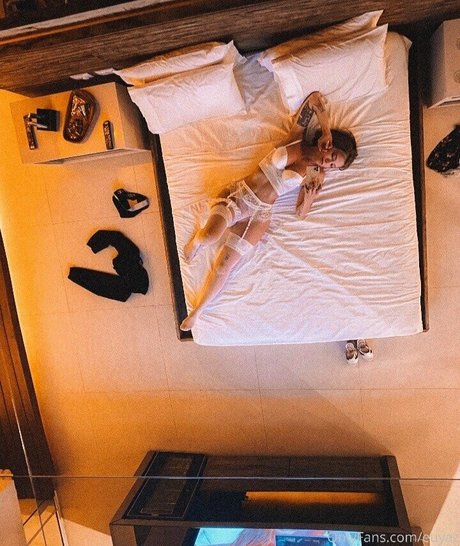 euyaz erotische pornographische foto