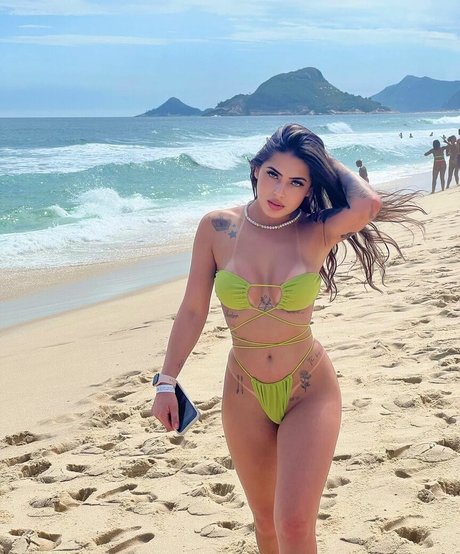 Kauani Siqueira top nacktheit bild