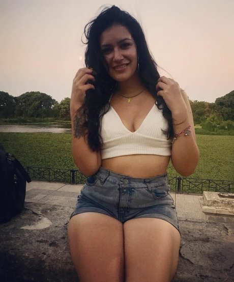 Rocio Lazarte pornostar freie fotos