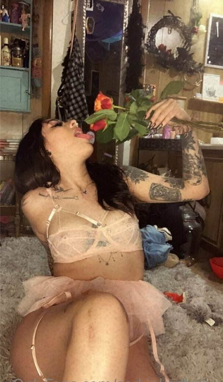 sad inkedbaby erwachsene sex galerien