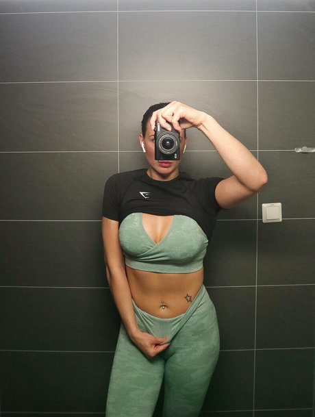 kristinll porno nackten archiv