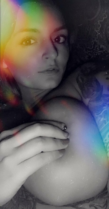 theinkedbunnie pornostar perfekte fotos