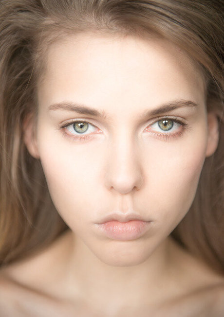 Alina Rin schöne sexy foto