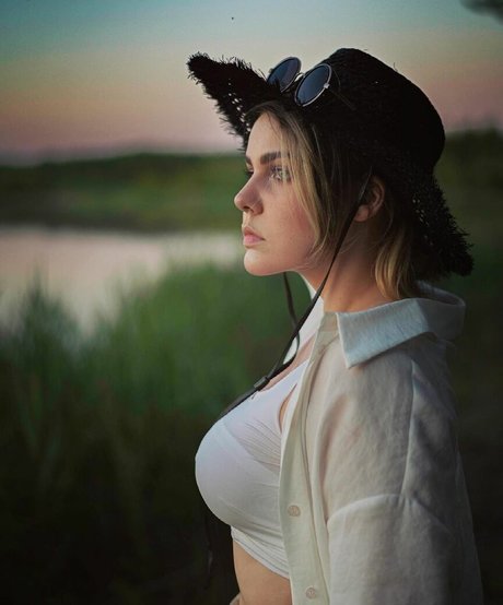 Alina Rin top nackten bilder