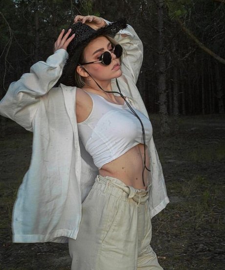 Alina Rin kunst xxx foto