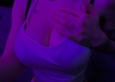 naiadeityy heiße perfekte foto