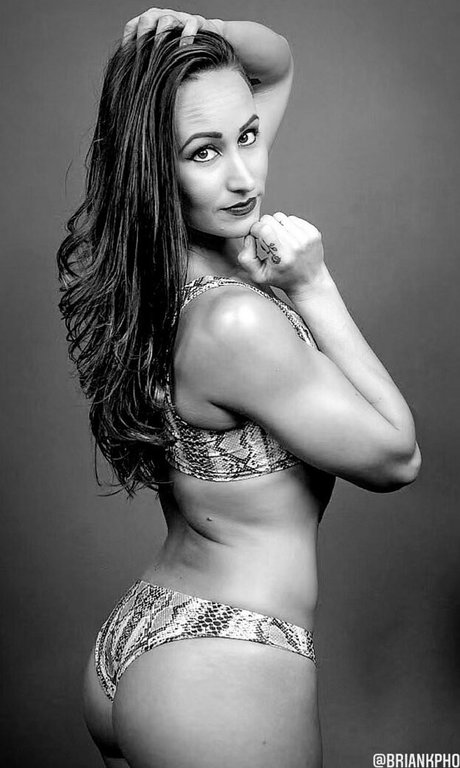 Ashley DAmboise model porno fotos