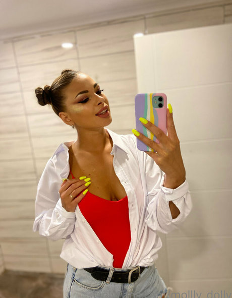 mollly dolly nackt pornographische galerie