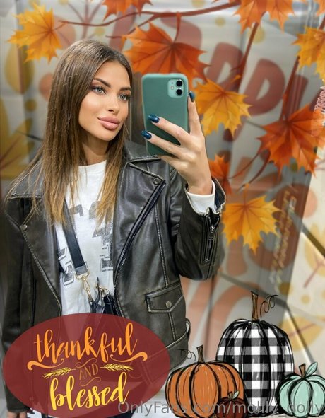 mollly dolly xxx sexy fotos