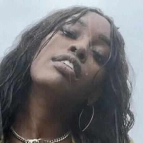 haarige asiatische onlyfans nacktheit nette foto