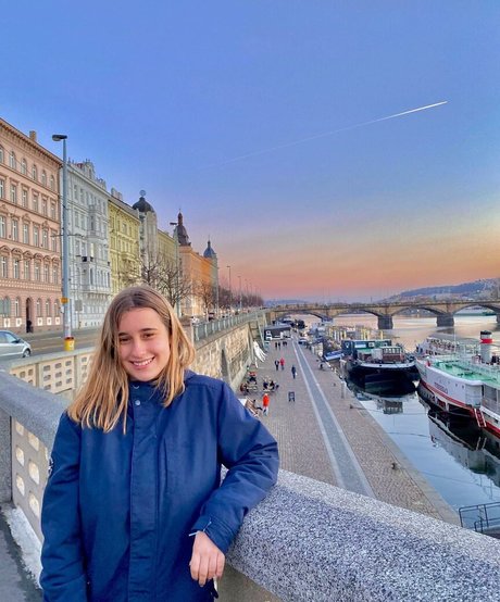 Julia Gomez heiße nackte bild