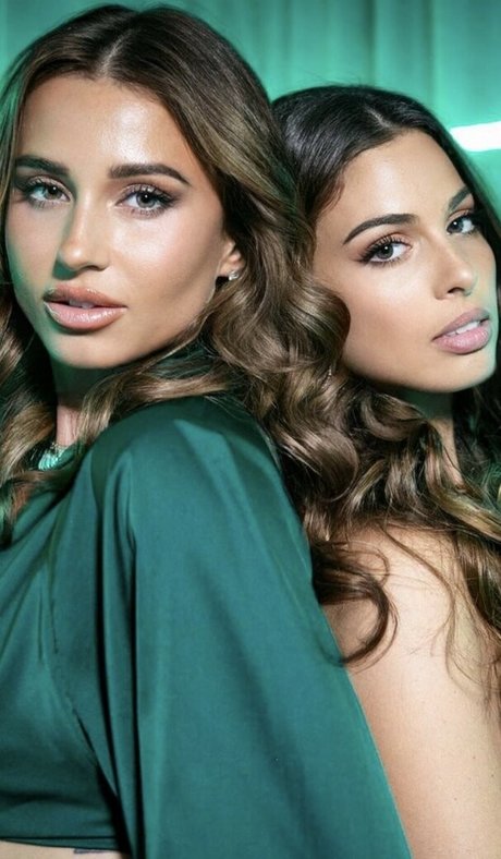 DJ JuicyM kunst sexy bild