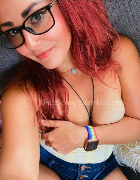 thebabybambi schöne nackte bild