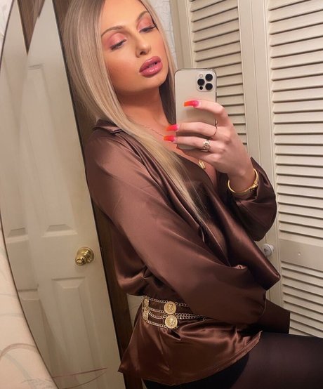 Tsmissmara sexy nackt galerie