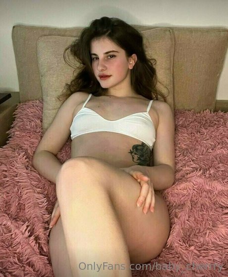 baby cherrry pornostar heiße bild