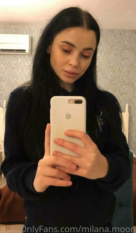 milana moor top xxx galerien