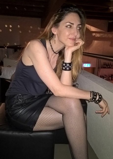 Tamara Wernli xxx sexy galerien