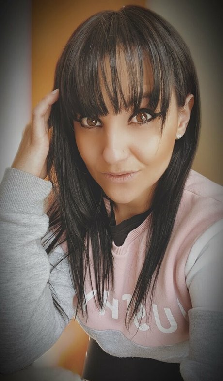 longgone2022 nacktheit schöne galerien