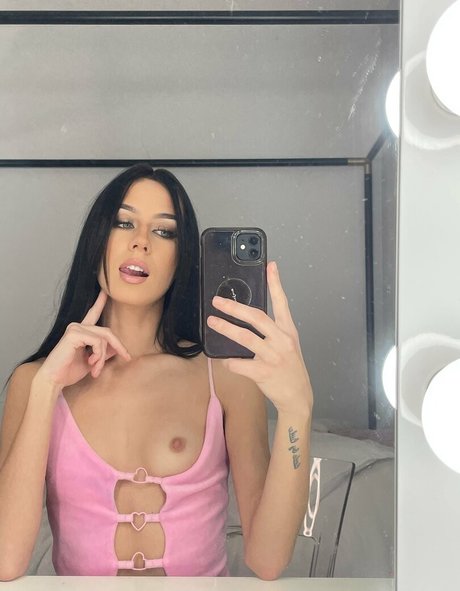 theeonlyalaia kostenlose schöne fotos