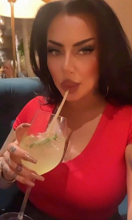 echte nackte onlyfans top kunst archiv